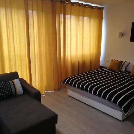 Apartment Oasis Banovo Brdo-Ada Ciganlija Βελιγράδι Εξωτερικό φωτογραφία