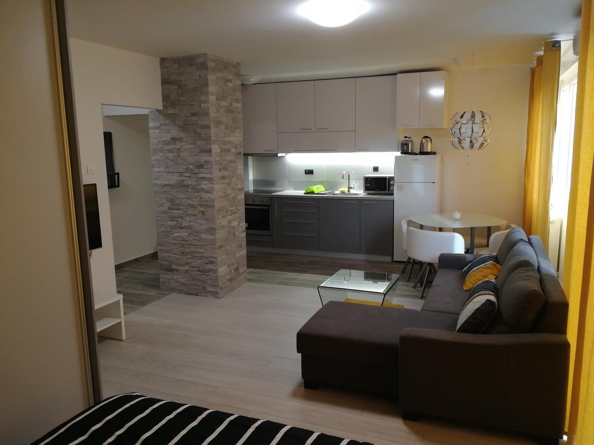 Apartment Oasis Banovo Brdo-Ada Ciganlija Βελιγράδι Εξωτερικό φωτογραφία